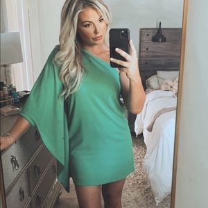 Only wore once to a wedding - in a lot of pictures